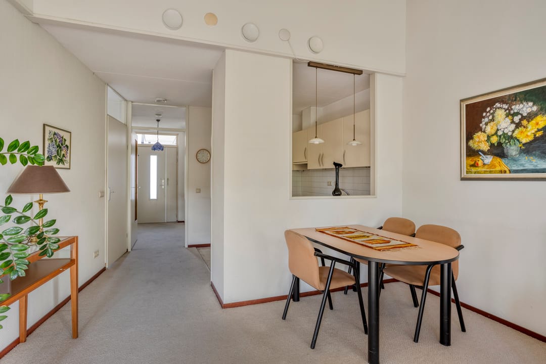 Photo 22 of Deken Hensburchstraat 74