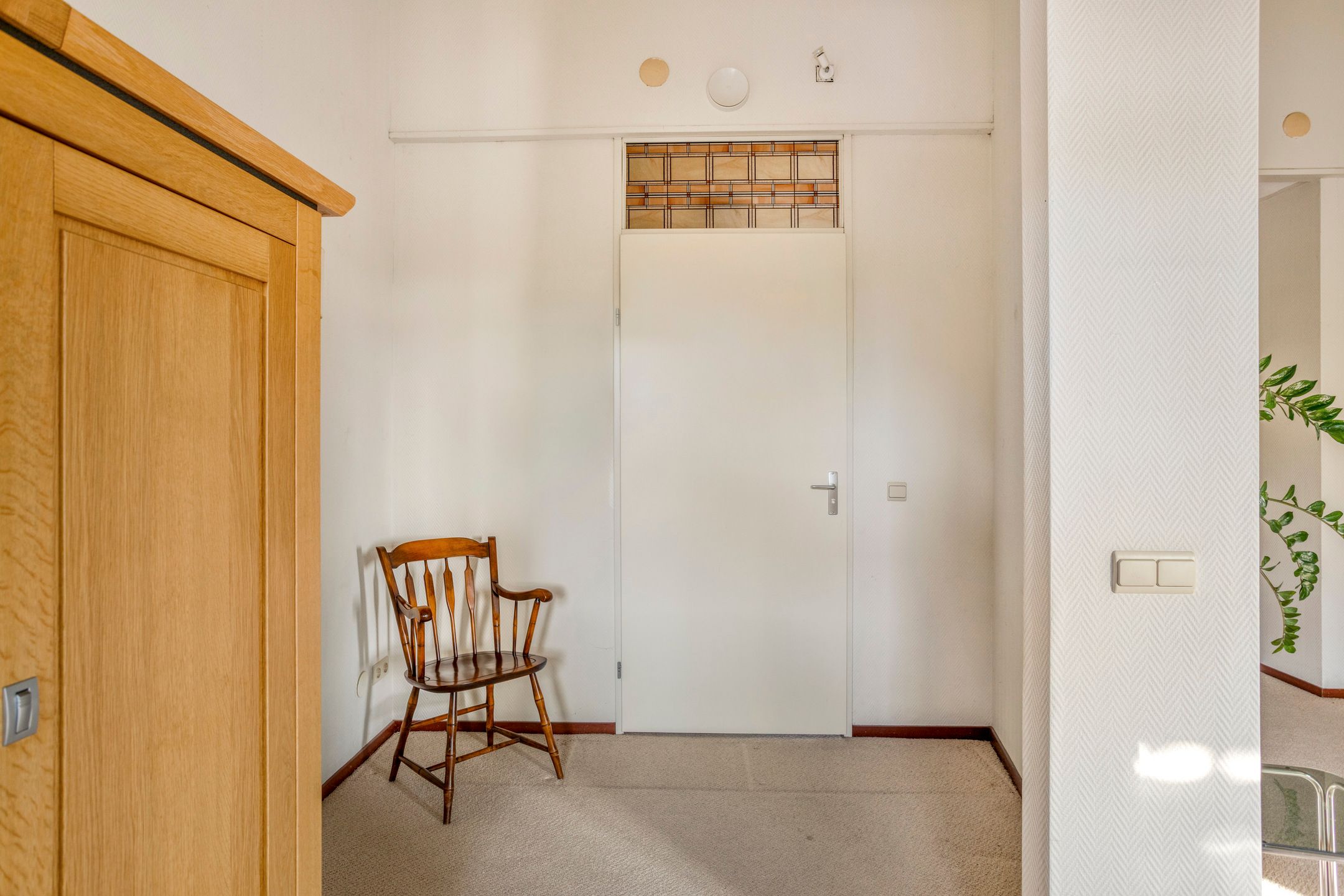 Photo 21 of Deken Hensburchstraat 74