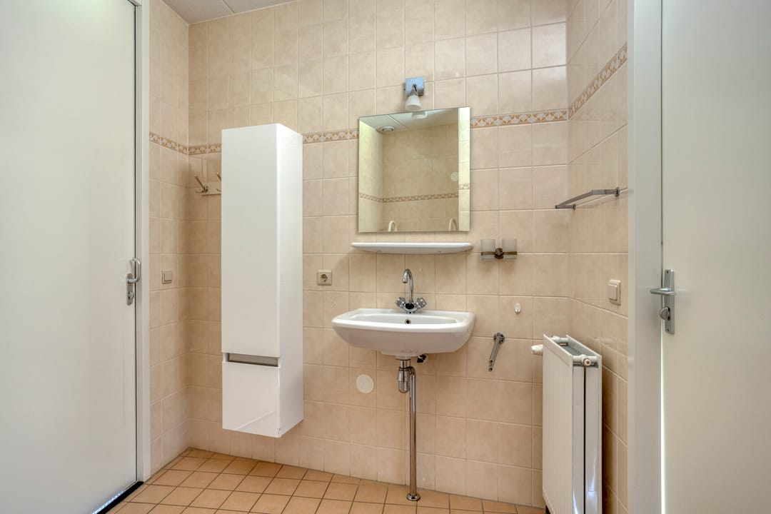 Photo 31 of Deken Hensburchstraat 74