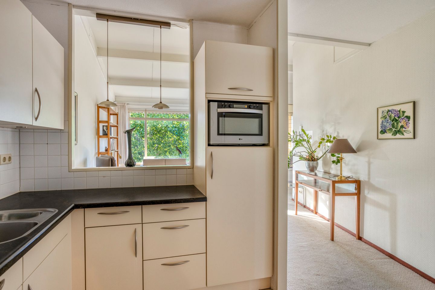 Photo 25 of Deken Hensburchstraat 74