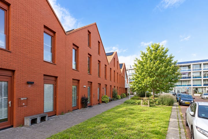 Foto 4 van Heijplaat 8