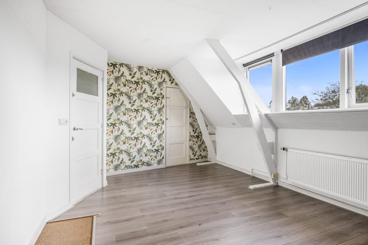 Tussenwoning te koop: Leliestraat 3, Leeuwarden