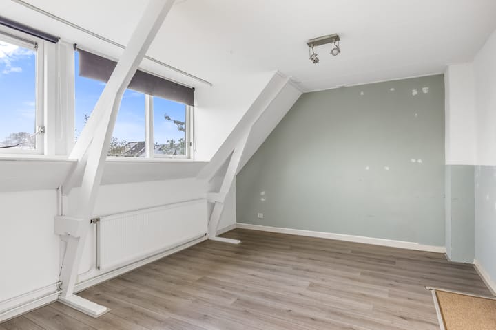 Tussenwoning te koop: Leliestraat 3, Leeuwarden
