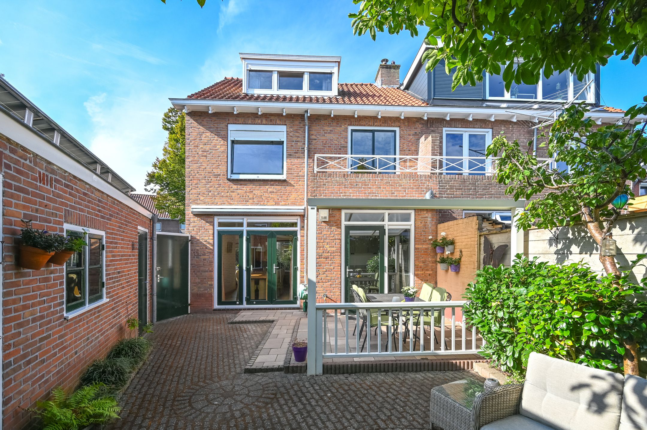 Photo 3 of Corantijnstraat 39