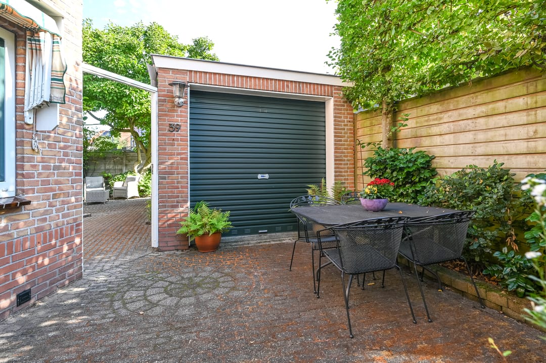 Photo 41 of Corantijnstraat 39