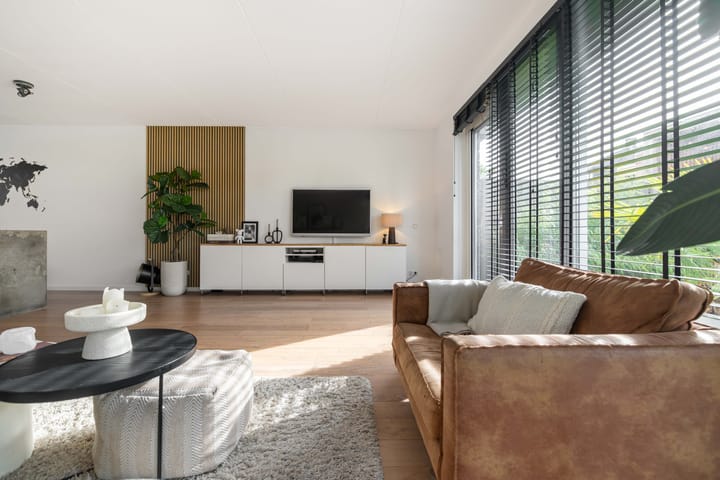 Hoekwoning te koop: Oeverpad 131, Meerstad