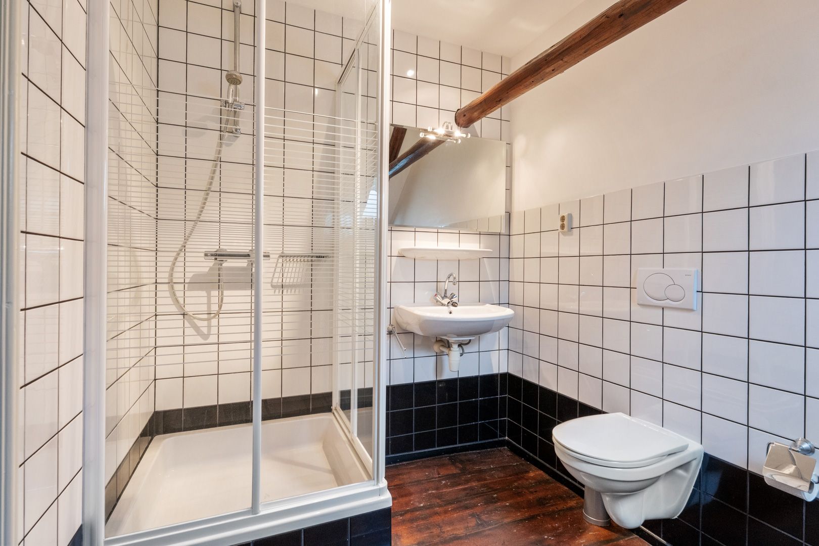 Photo 33 of Hoofdstraat 1
