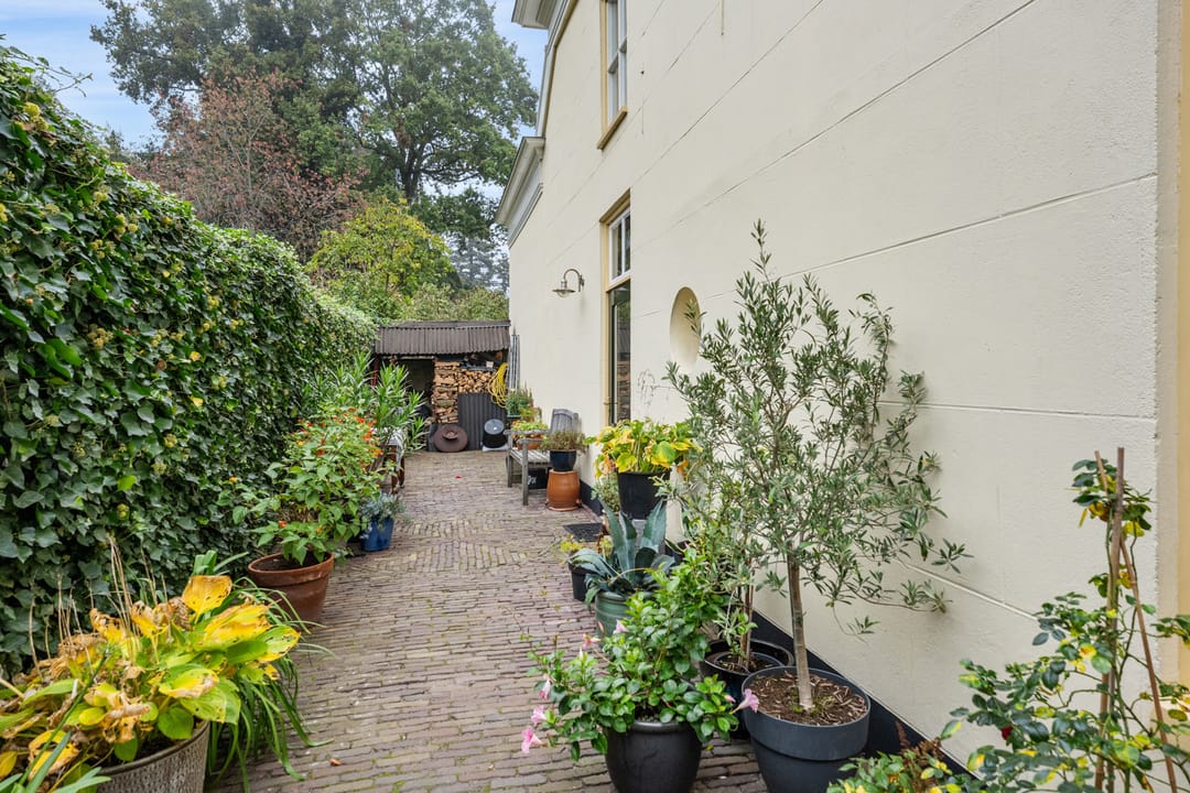 Photo 41 of Hoofdstraat 1