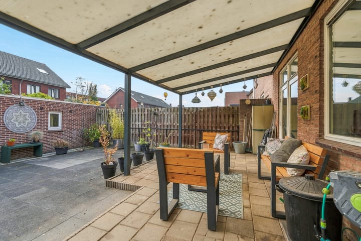 Tussenwoning te koop: Bredestraat 41, Huissen