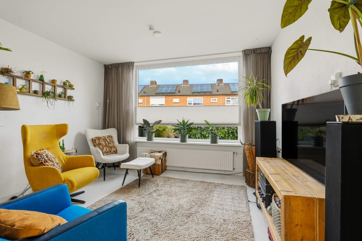 Tussenwoning te koop: Bredestraat 41, Huissen
