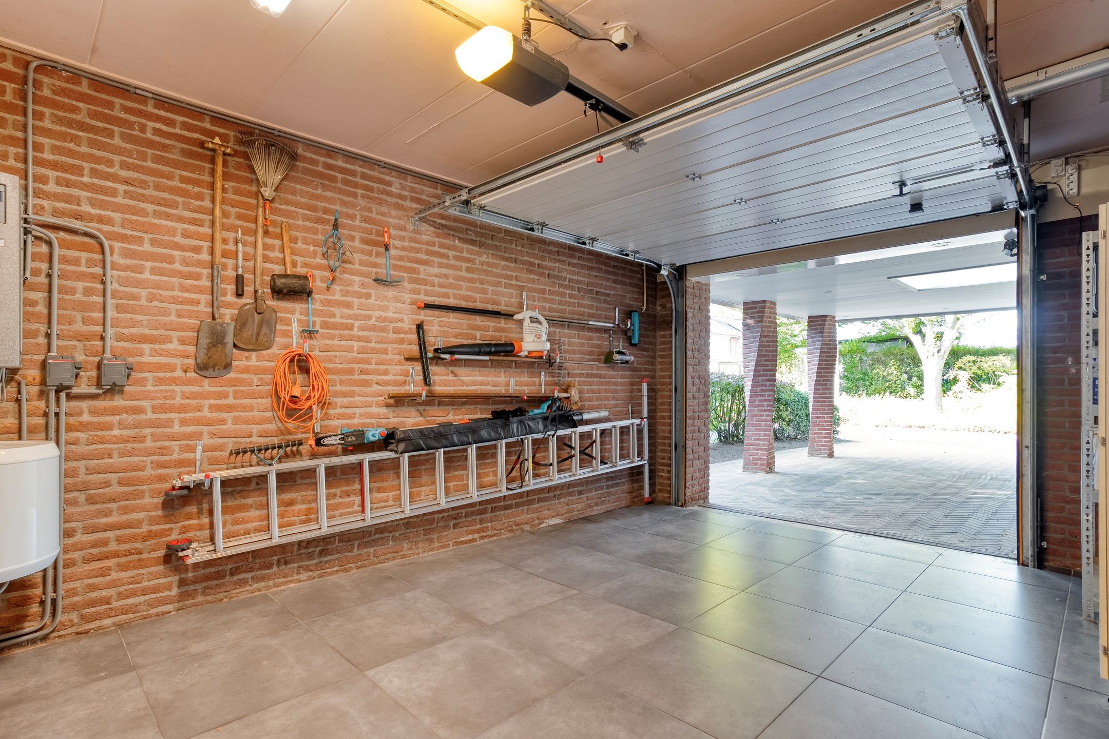 Photo 18 of Gerard Doustraat 3
