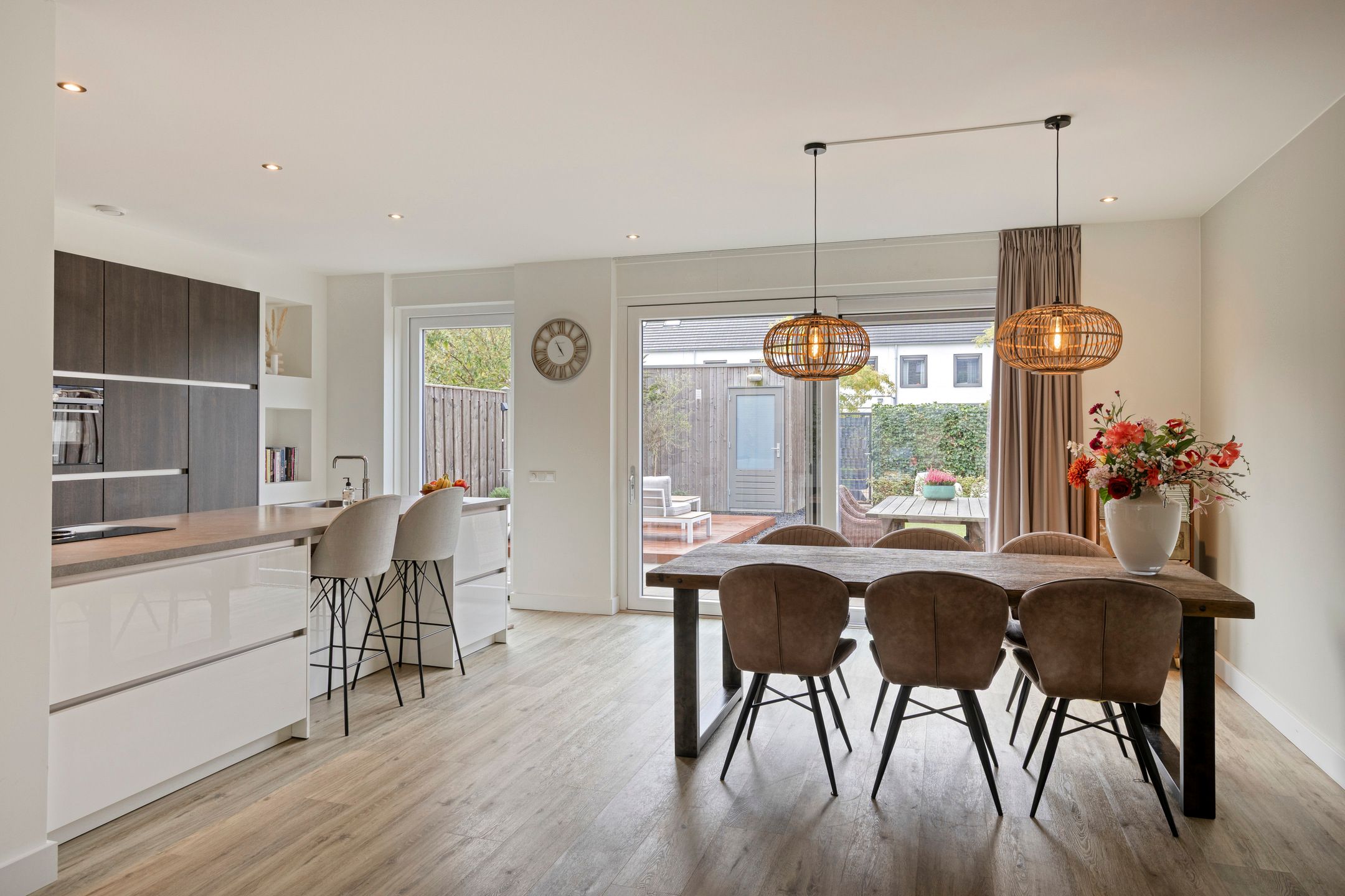 Photo 18 of Waterfront 465