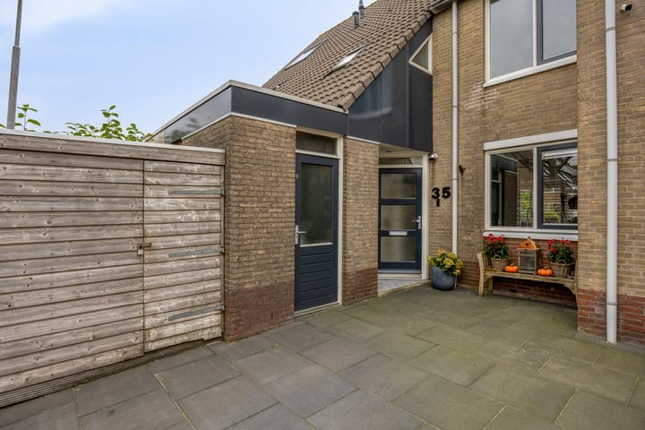 Photo 4 of Ina Dammanstraat 35
