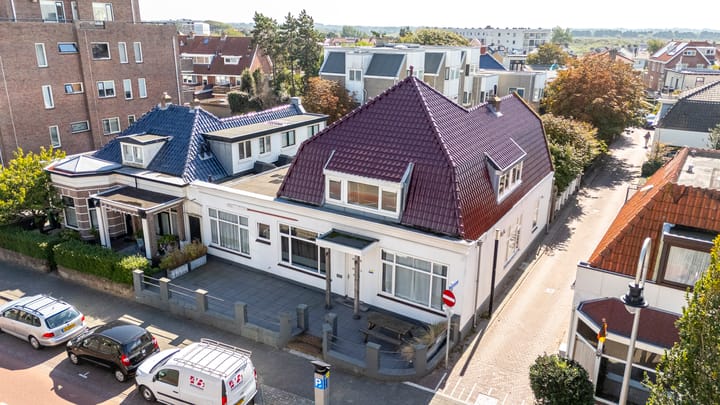 Hogeweg 50