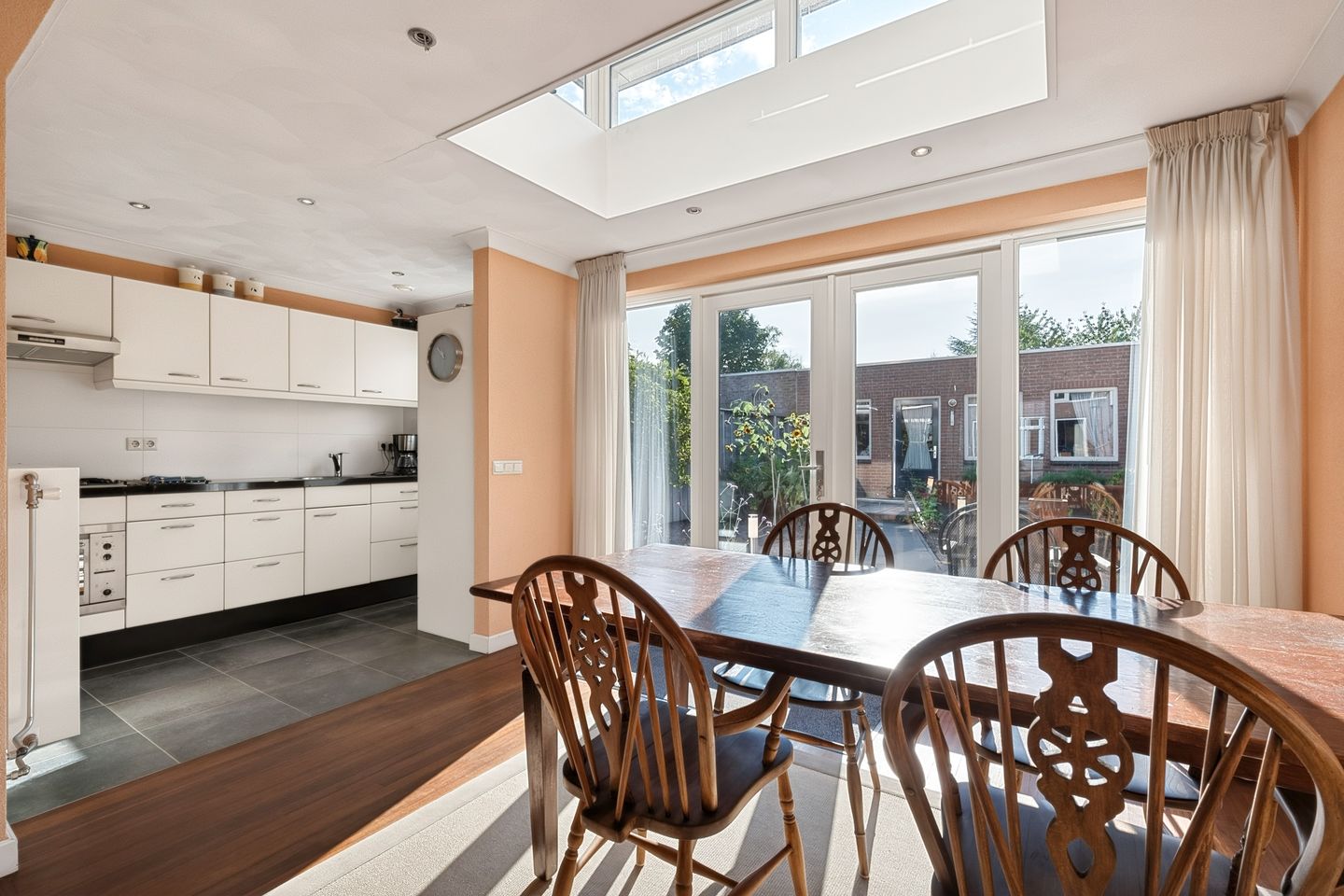 Photo 10 of Laarstraat 31