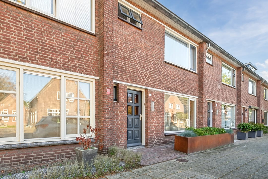Photo 37 of Laarstraat 31