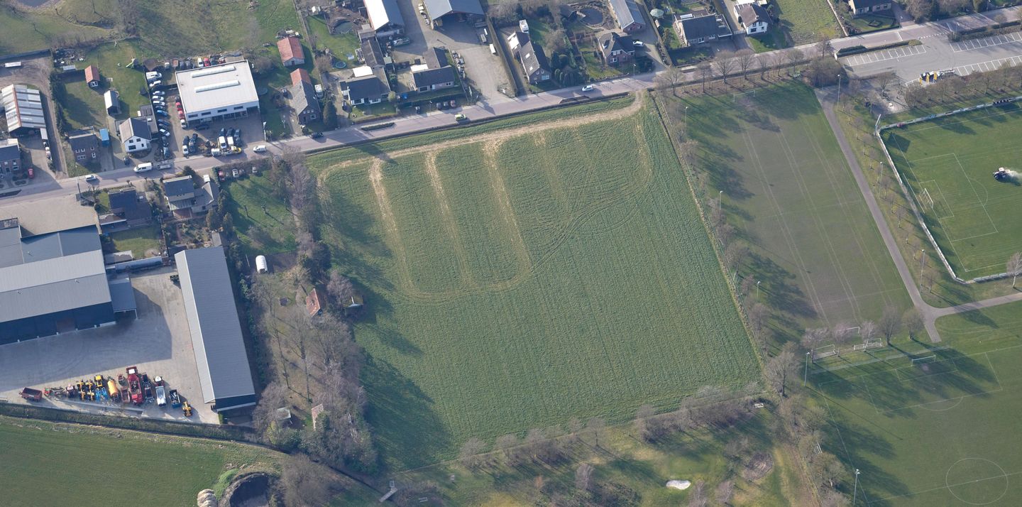 Bekijk foto 4 van Helenaveenseweg