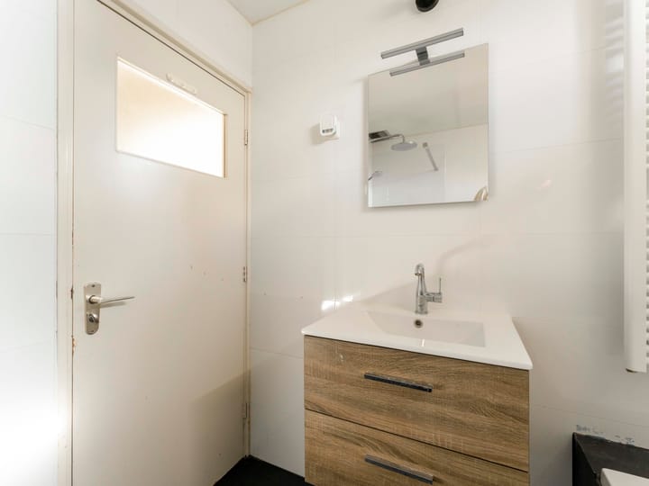 Tussenwoning te koop: Gerrit van Doornikstraat 8, Breukelen