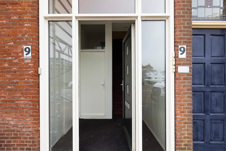 Foto 3 van Burg. De Jonghkade 9