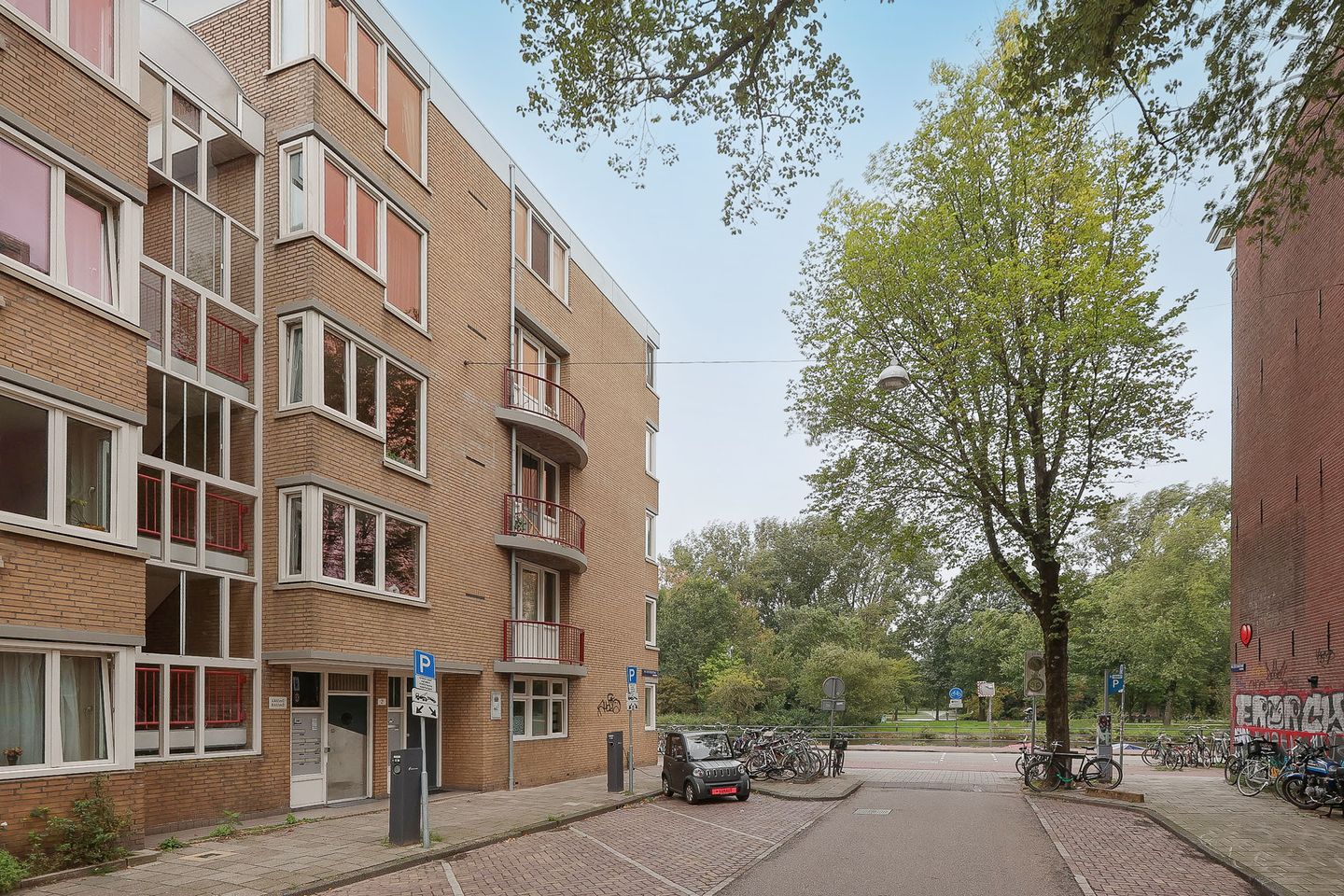 Foto 35 van Haarlemmerweg 63-C