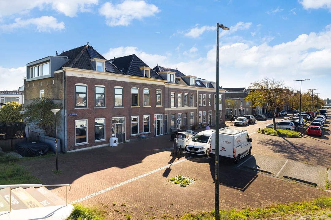 Foto 1 van Burg. De Jonghkade 9