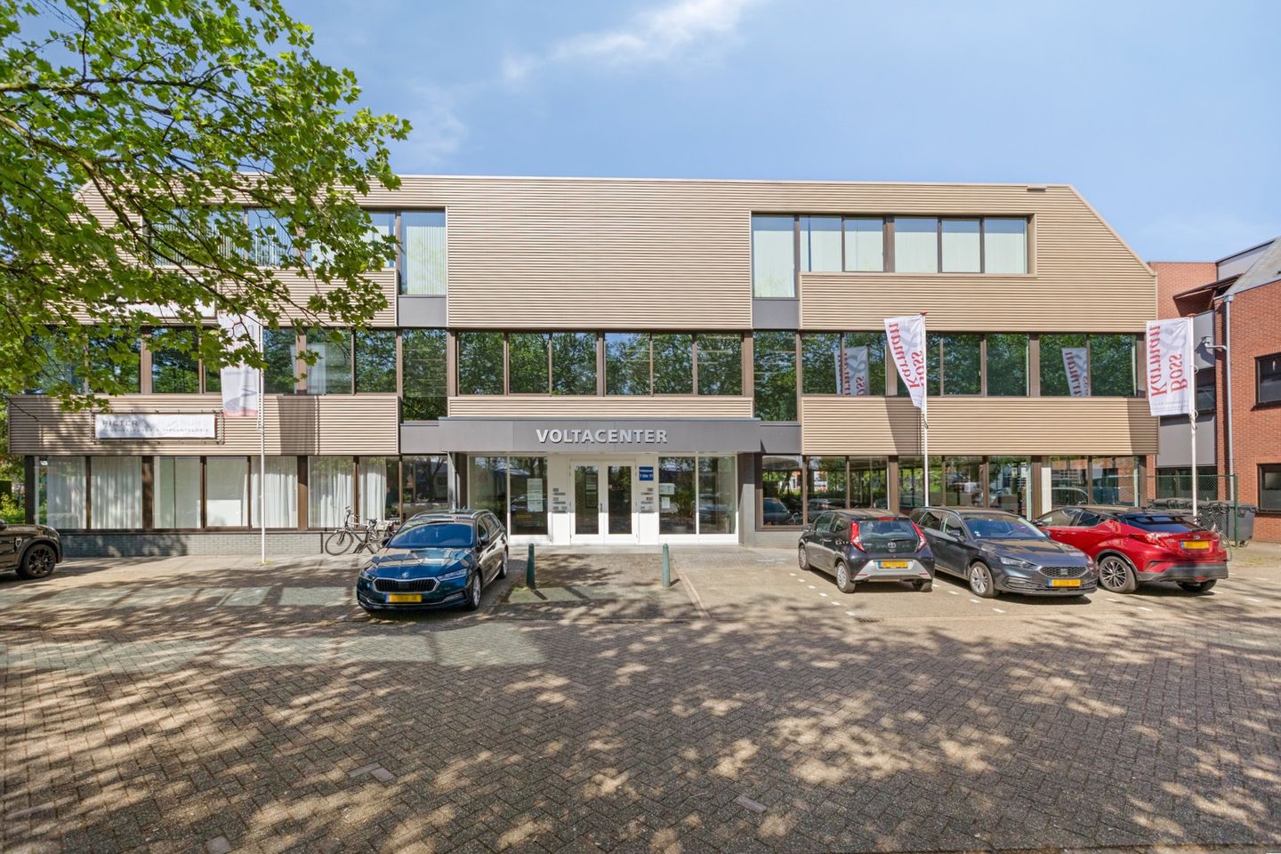 View photo 3 of Voltastraat 3