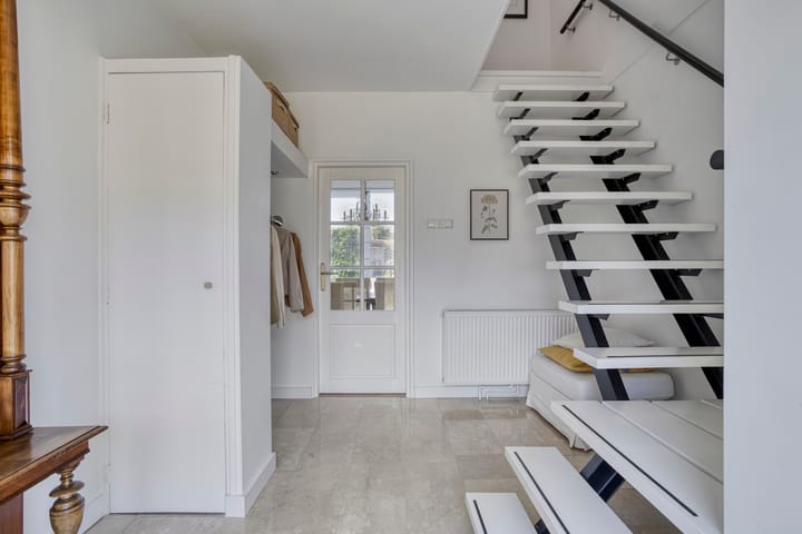 Twee-onder-één-kap te koop: Moersbergenlaan 5, Arnhem
