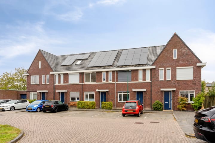 Tussenwoning te koop: Reparatusstraat 22, Dongen