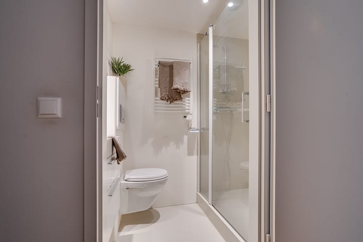 Appartement te koop: Huizermaatweg 302E, Huizen