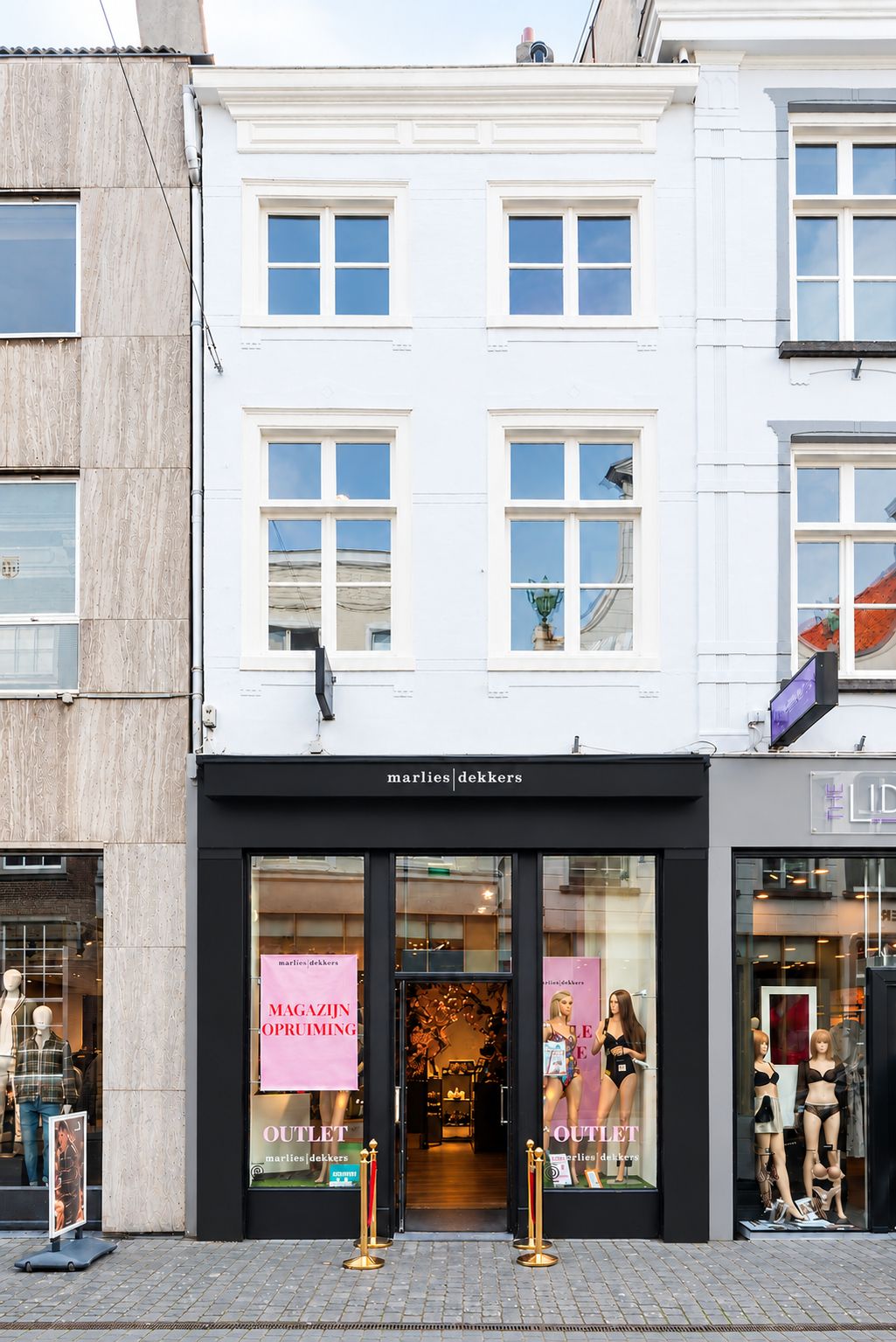 Bekijk foto 2 van Veemarktstraat 28