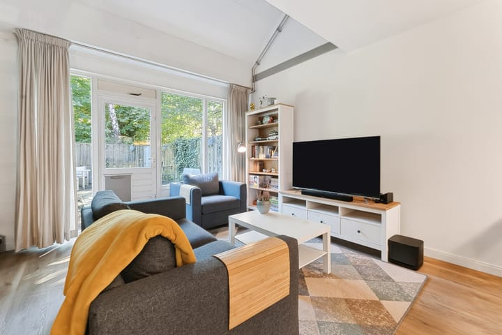 Hoekwoning te koop: Barkasstraat 20, Alkmaar
