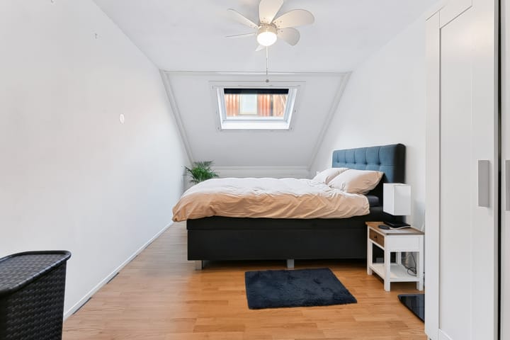 Hoekwoning te koop: Barkasstraat 20, Alkmaar