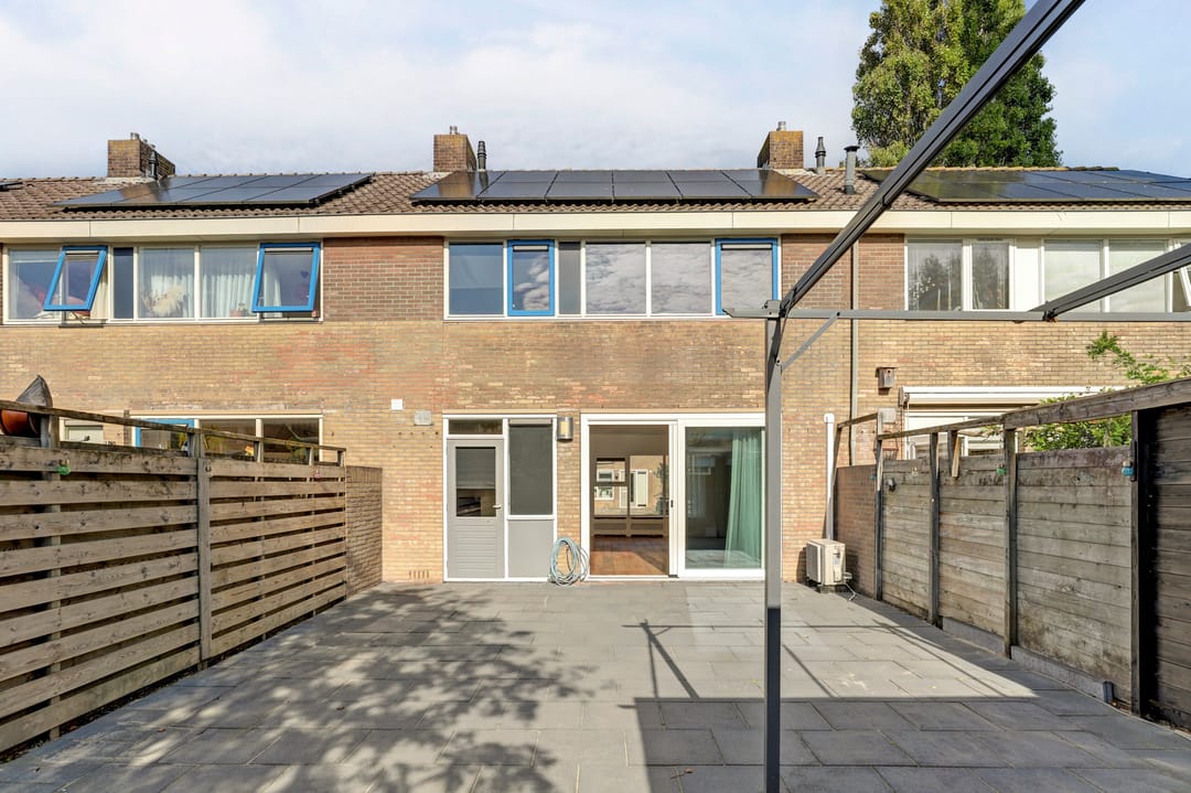 Photo 31 of G.A.Brederodestraat 15