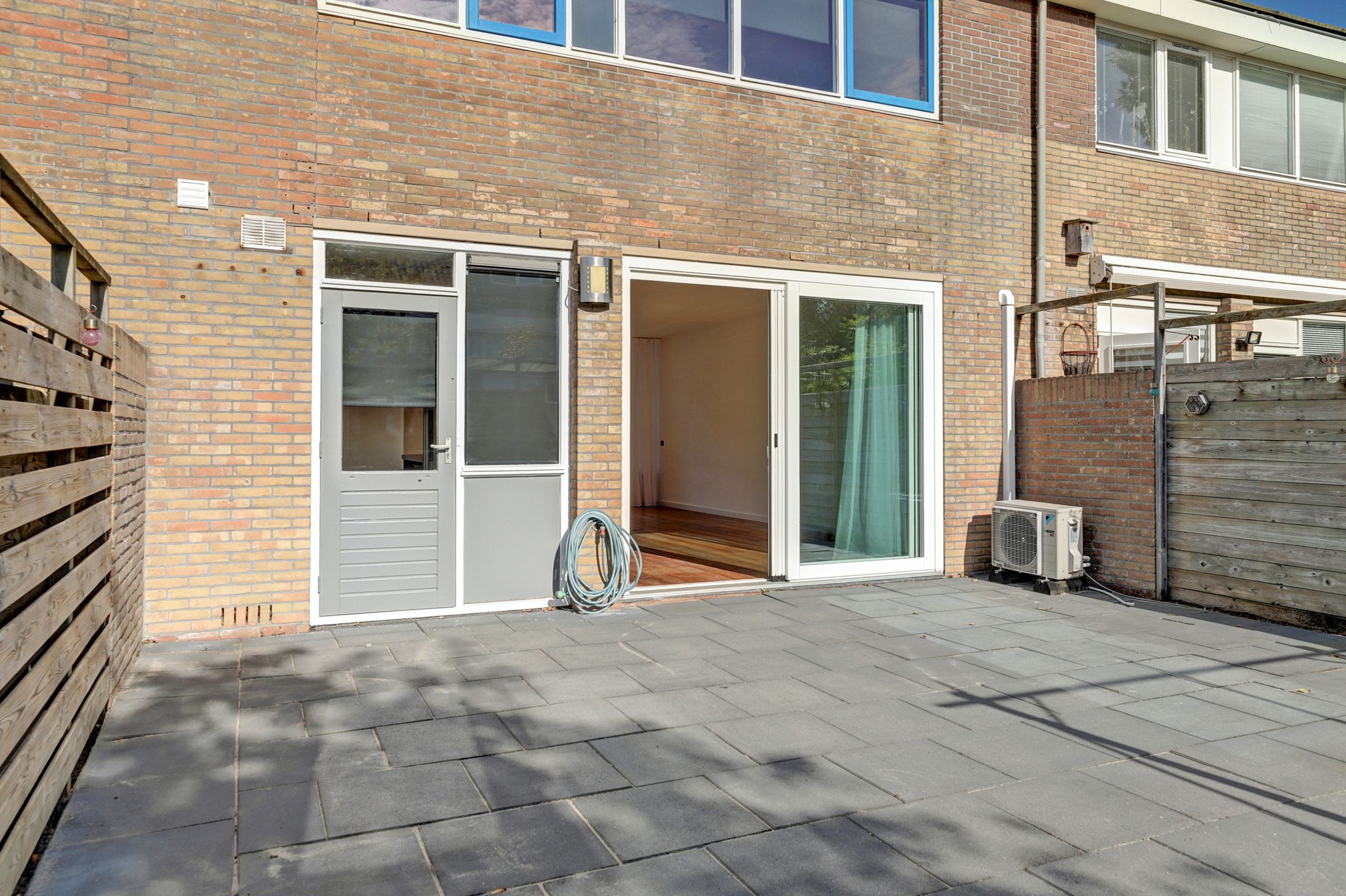 Photo 30 of G.A.Brederodestraat 15