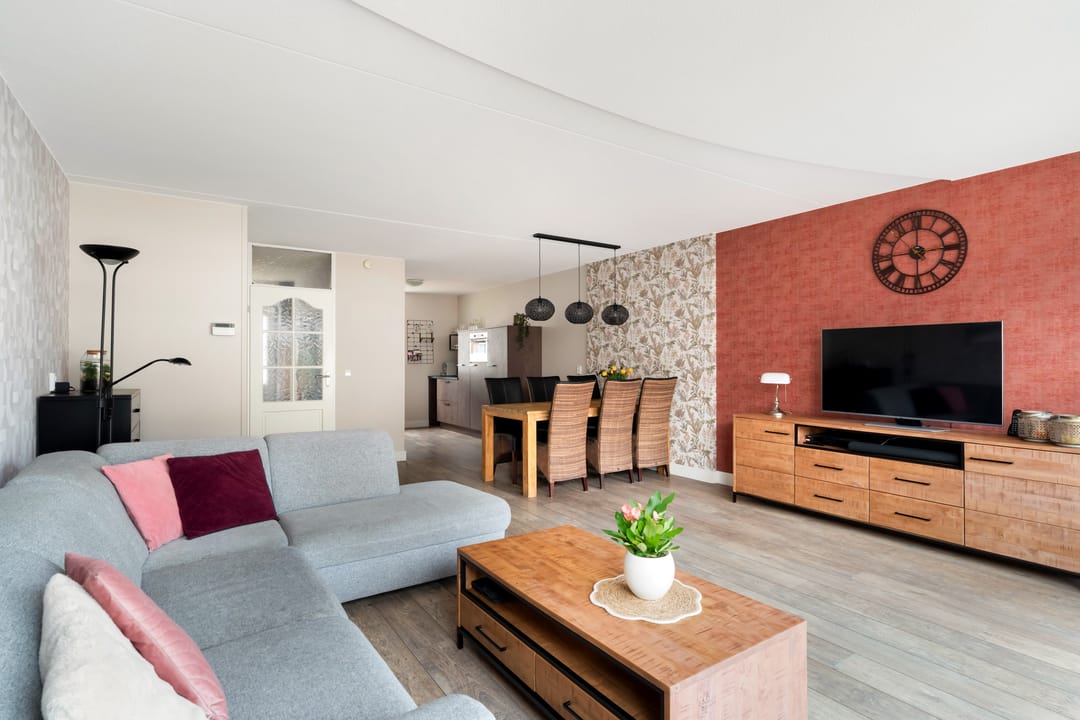 Photo 8 of Cort van der Lindenstraat 12