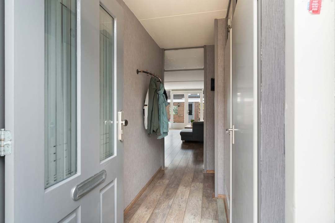 Photo 31 of Cort van der Lindenstraat 12