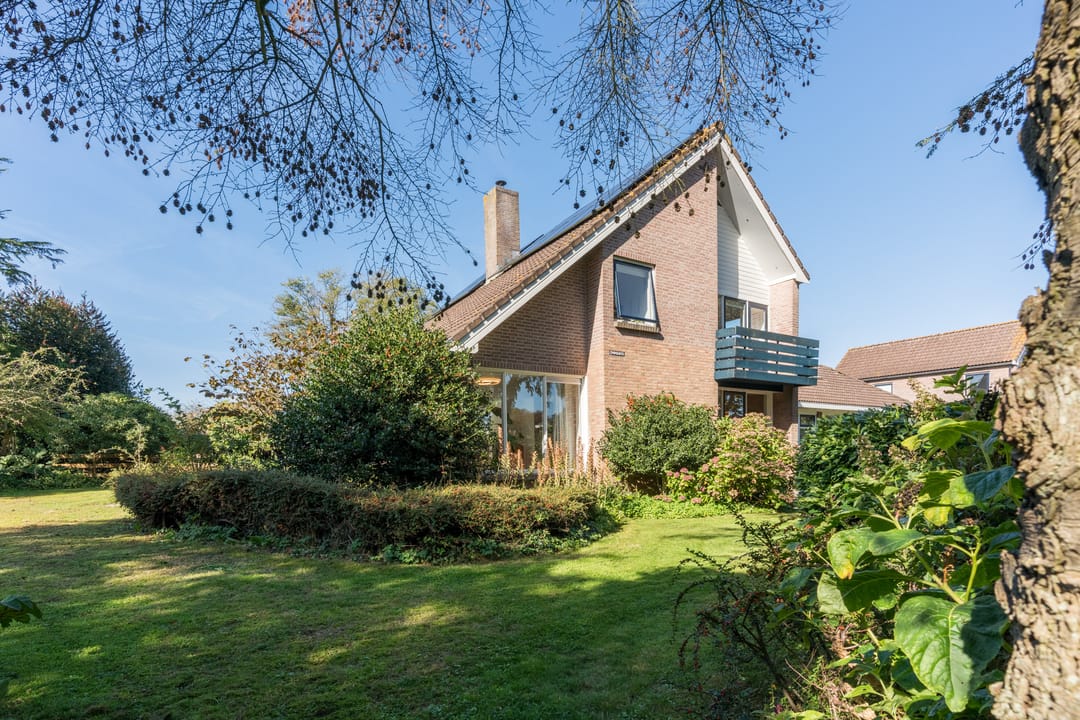 Photo 2 of Emmaweg 1