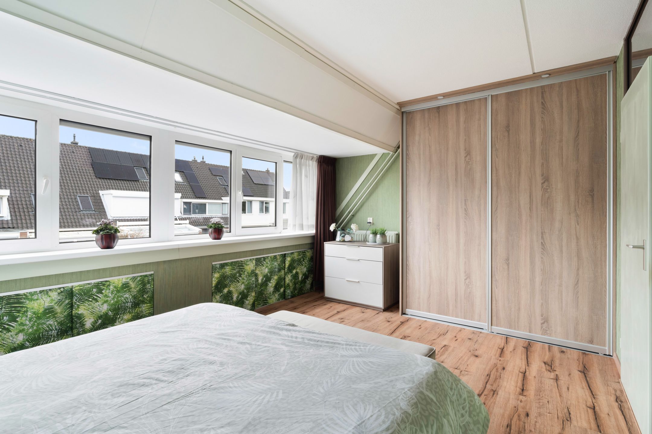 Photo 21 of Cort van der Lindenstraat 12