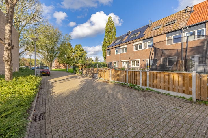 Tussenwoning te koop: Wickenburg 49, Vlissingen