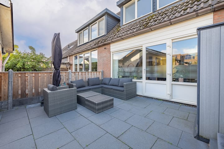 Tussenwoning te koop: Wickenburg 49, Vlissingen