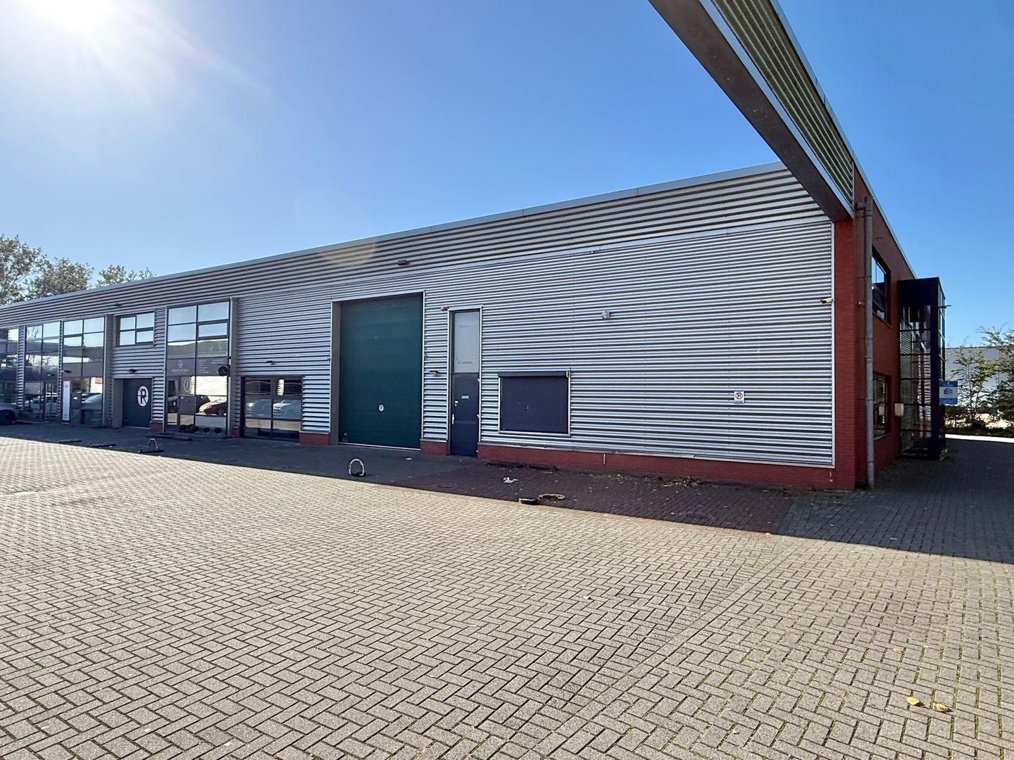 Bekijk foto 2 van Parallelweg 128-D