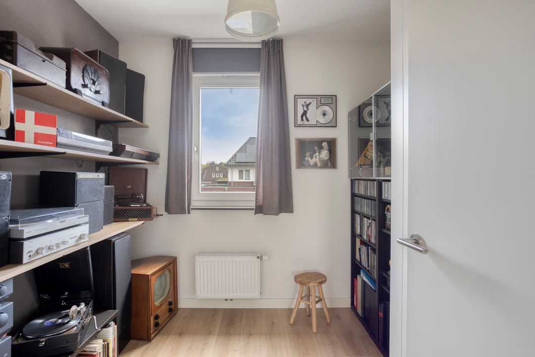 Photo 26 of Meester de Weertstraat 19