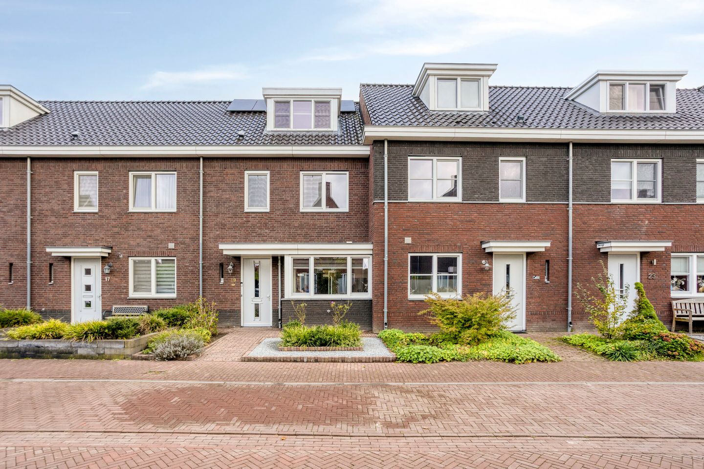 Photo 44 of Meester de Weertstraat 19