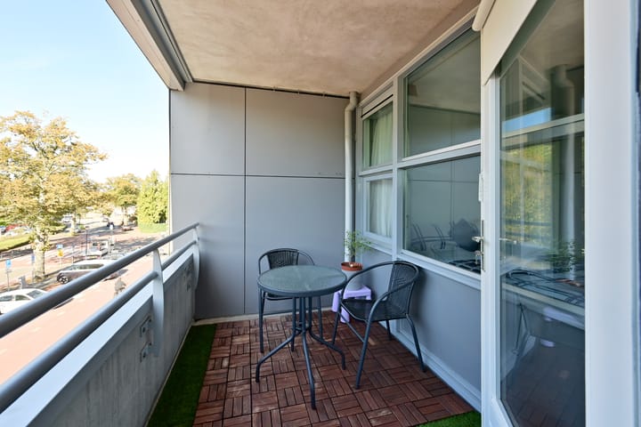 Appartement te koop: Zenderstraat 244, Hilversum