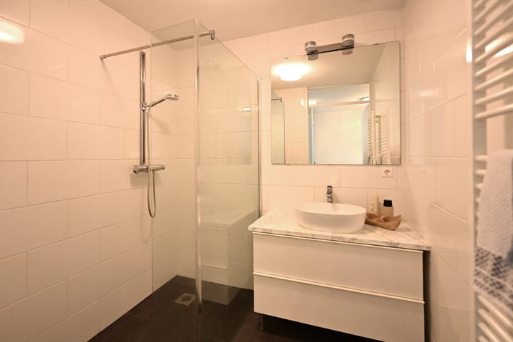 Appartement te koop: Zenderstraat 244, Hilversum