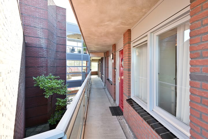 Appartement te koop: Zenderstraat 244, Hilversum