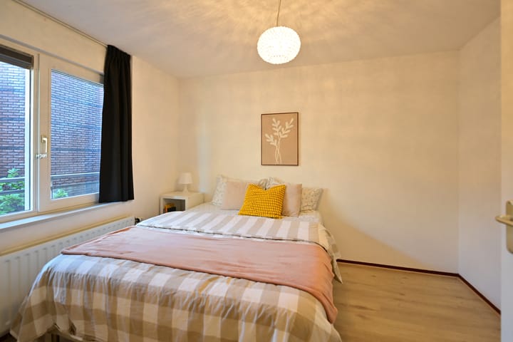 Appartement te koop: Zenderstraat 244, Hilversum