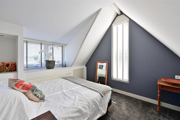 Vrijstaande woning te koop: Oud-Loosdrechtsedijk 293, Loosdrecht