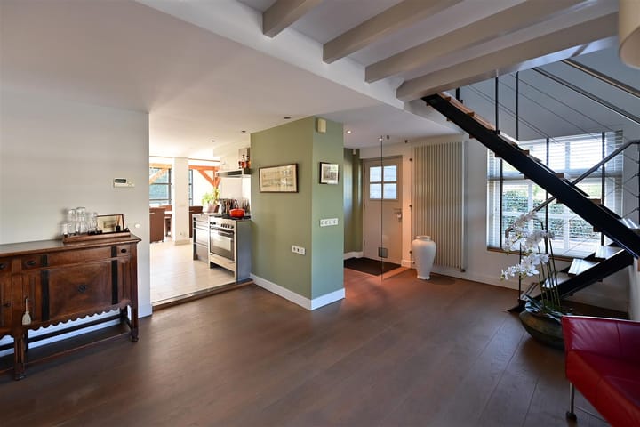 Vrijstaande woning te koop: Oud-Loosdrechtsedijk 293, Loosdrecht