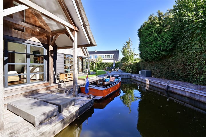 Vrijstaande woning te koop: Oud-Loosdrechtsedijk 293, Loosdrecht